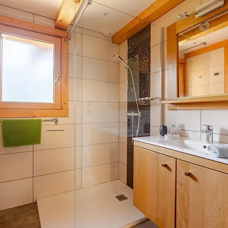 Helnes - Contemporain * Grand-Aigueblanche